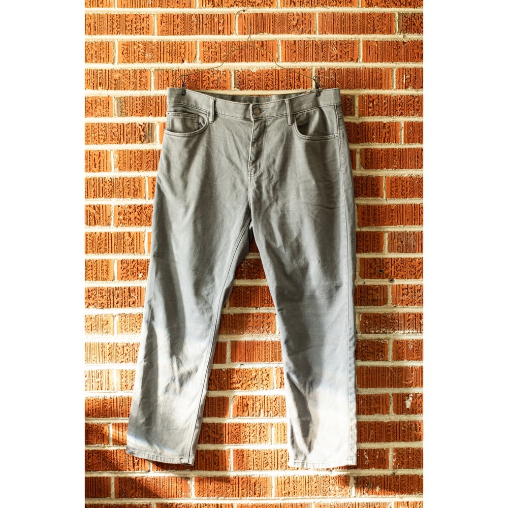 Izod Jeans Mens 36x29 Regular Fit Gray Straight Leg Stretch Pants 1482703